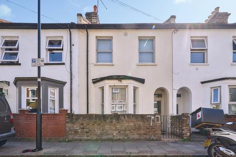 Chesterton Road, London, E13