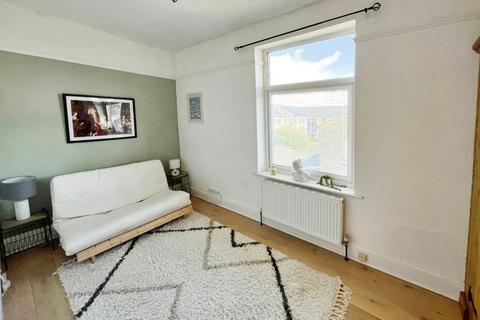 2 bedroom end of terrace house for sale, Moorfield Street, West Yorkshire HX1