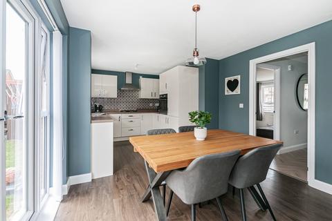 4 bedroom detached house for sale, Petfield Drive, Hull HU10