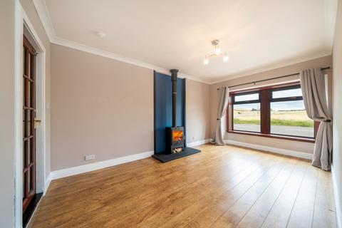 2 bedroom end of terrace house for sale, Myrehead, Luthrie, KY15