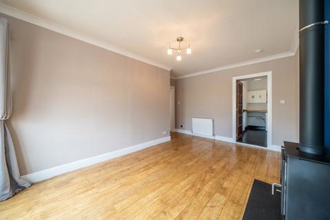 2 bedroom end of terrace house for sale, Myrehead, Luthrie, KY15