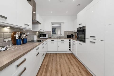 2 bedroom flat for sale, St. Edmunds Way, Cambridge CB22