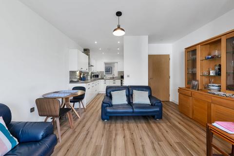 2 bedroom flat for sale, St. Edmunds Way, Cambridge CB22