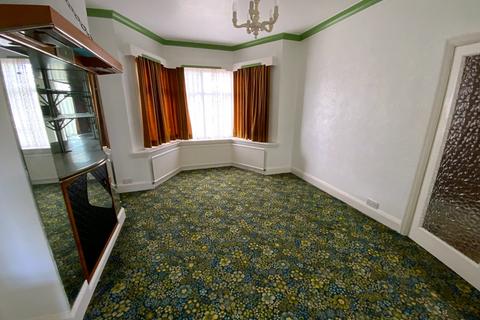 3 bedroom semi-detached house for sale, Wolverhampton Road, Oldbury B68