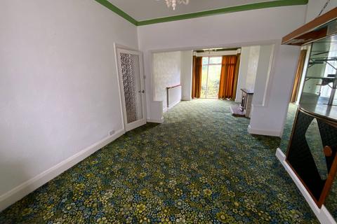 3 bedroom semi-detached house for sale, Wolverhampton Road, Oldbury B68