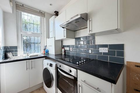 4 bedroom terraced house to rent, LEEDS LS4