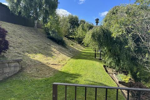 1 bedroom retirement property for sale, 27 Clachnaharry Court, Inverness