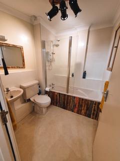 1 bedroom flat for sale, Llys Y Brenin, Aberystwyth