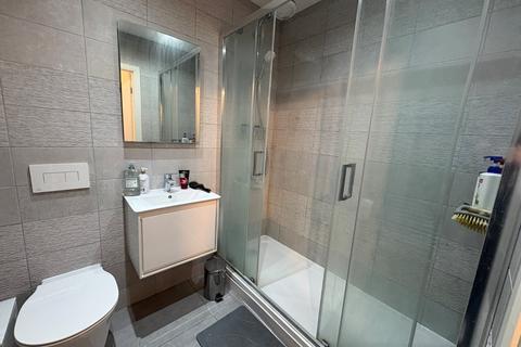 2 bedroom flat to rent, Horners Square, Hull, East Riding of Yorkshi, HU1