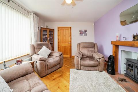 3 bedroom semi-detached house for sale, Birch Avenue, Rainworth, MANSFIELD