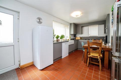 3 bedroom semi-detached house for sale, Birch Avenue, Rainworth, MANSFIELD
