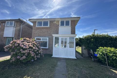 4 bedroom detached house to rent, 11 Landor Drive Loughor Swansea