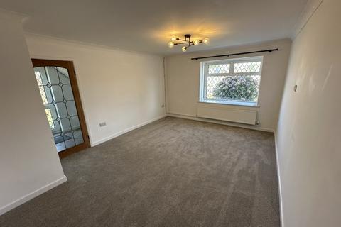 4 bedroom detached house to rent, 11 Landor Drive Loughor Swansea