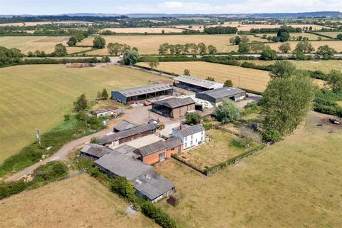 4 bedroom farm house for sale, Lodge Farm, The Fosse Way, Upper Broughton, Melton Mowbray LE14 3QD