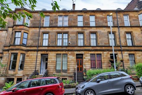 3 bedroom flat for sale, Bower Street, Hillhead, Glasgow, G12