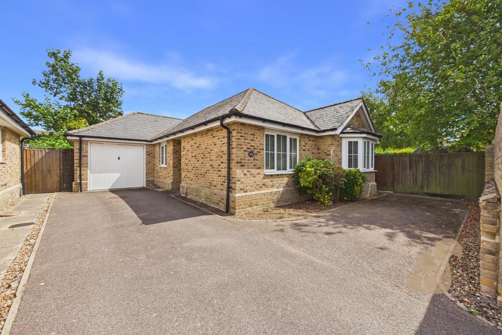 3 bedroom detached bungalow for sale in Colchester on OnTheMarket 3 bedroom detached bungalow for sale in Colchester on OnTheMarket