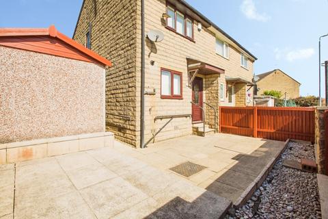 2 bedroom townhouse for sale, Natty Fields Close, Halifax, West Yorkshire, HX2