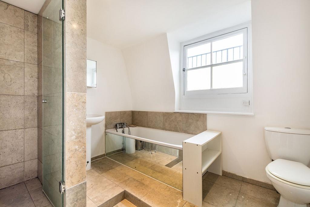Apartment in London - View 4