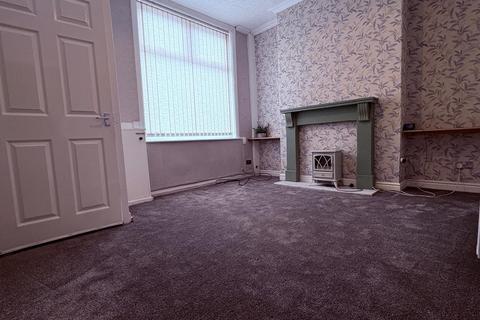 2 bedroom house to rent, Brighton Street, Bury, BL9