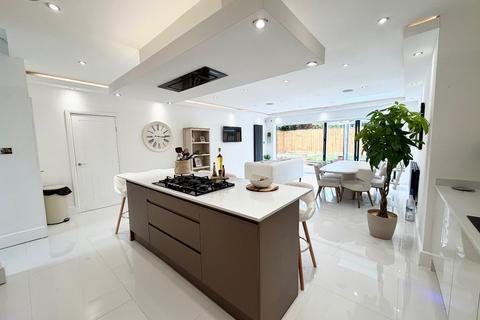 4 bedroom semi-detached house for sale, Grange Avenue, Stockton-On-Tees