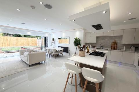4 bedroom semi-detached house for sale, Grange Avenue, Stockton-On-Tees