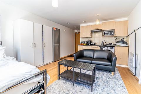 Studio for sale, Gunwharf Quays, The Round House Gunwharf Quays, PO1