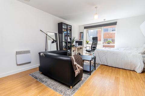 Studio for sale, Gunwharf Quays, The Round House Gunwharf Quays, PO1