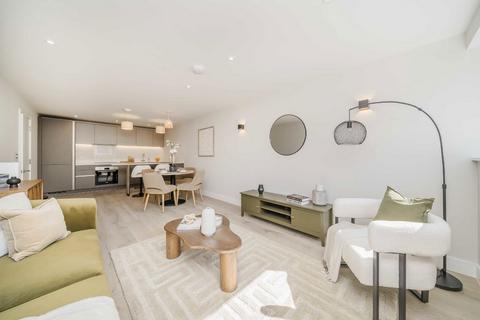 2 bedroom flat for sale, Victoria Road, Surbiton KT6