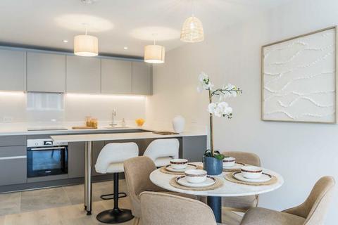 2 bedroom flat for sale, Victoria Road, Surbiton KT6