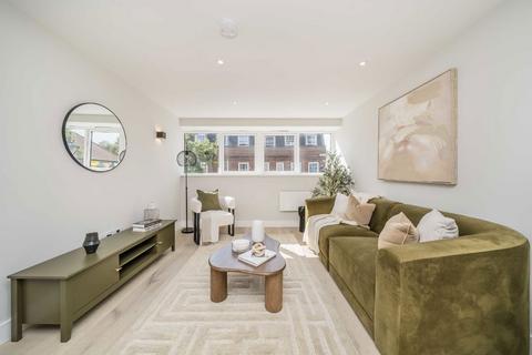 2 bedroom flat for sale, Victoria Road, Surbiton KT6