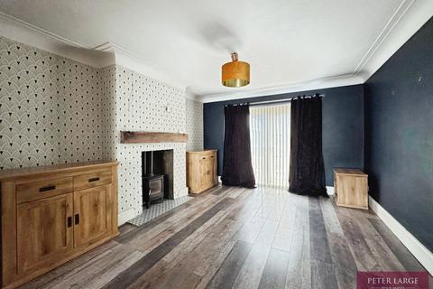 3 bedroom semi-detached house for sale, Grove Park Avenue, Rhyl