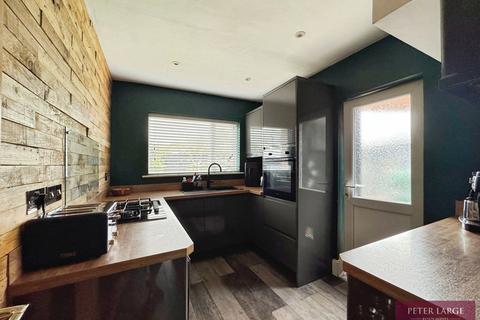 3 bedroom semi-detached house for sale, Grove Park Avenue, Rhyl