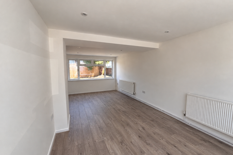 3 bedroom terraced house to rent, Ashgrove, Newport, NP18