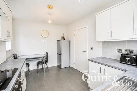 3 bedroom link detached house for sale, Paarl Road, Canvey Island, SS8