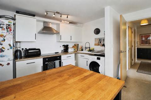 2 bedroom flat for sale, Hollybrook Park, Bristol