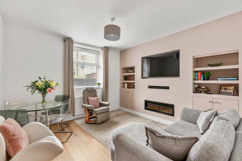 3 bedroom end of terrace house for sale, Alexandra Ville, Keighley Road, Skipton, North Yorkshire,, BD23