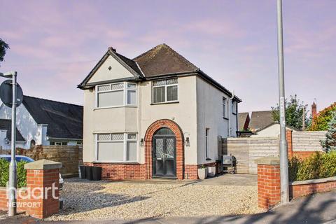 3 bedroom detached house to rent, Catsash Road, Newport