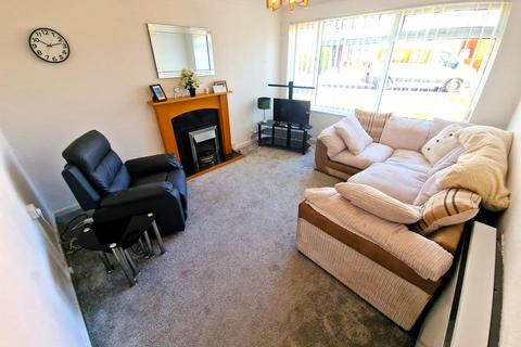 2 bedroom ground floor flat for sale, Tyn-Y-Pwll Road, Cardiff