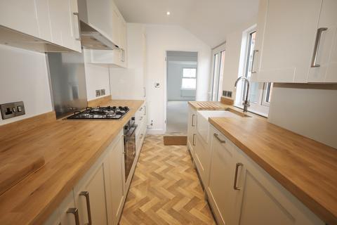 3 bedroom terraced house for sale, Burcott Road, Wells