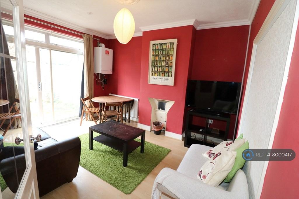 House in London - View 5