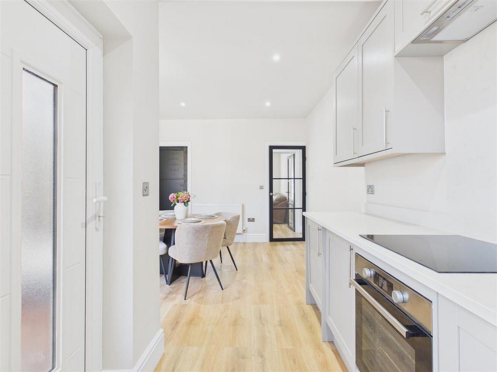 House in Sheffield, Meersbrook Bank, Moscar Cottages - More