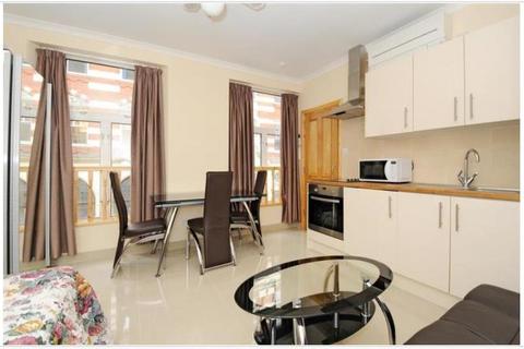 Studio to rent, Bedford Street, Covent Garden