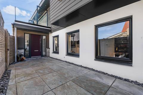 3 bedroom detached house for sale, Alexandra Road, Newquay TR7