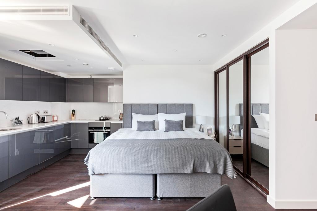 Apartment in London - More
