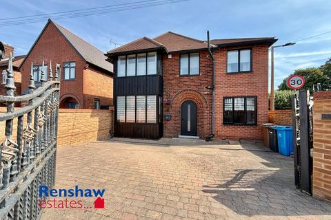 4 bedroom detached house for sale, Heanor Road, Ilkeston, Derbyshire