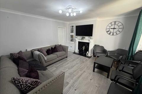 3 bedroom semi-detached house for sale, Douglas Lane, Wraysbury