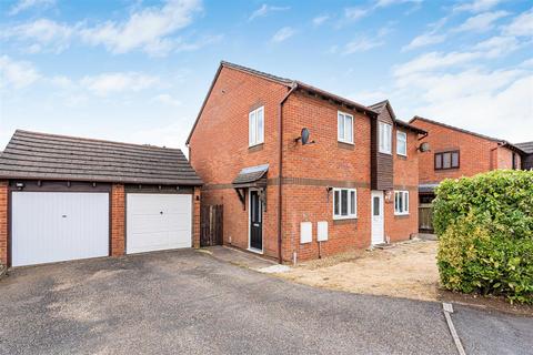 2 bedroom semi-detached house for sale, Spindleside, Bicester
