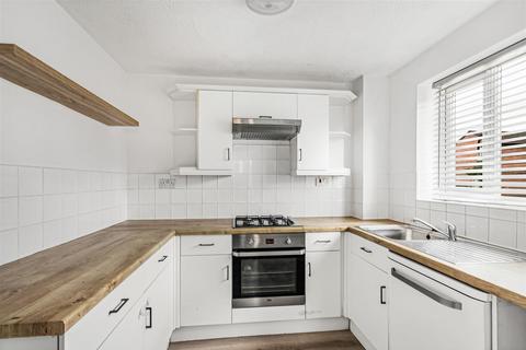 2 bedroom semi-detached house for sale, Spindleside, Bicester