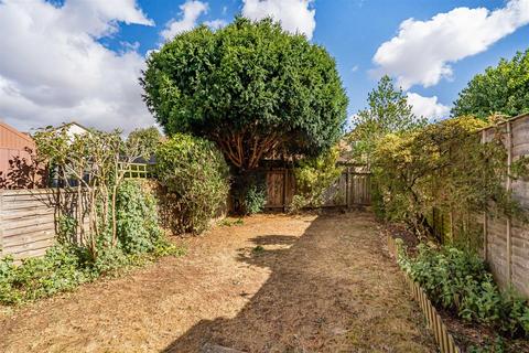 2 bedroom semi-detached house for sale, Spindleside, Bicester