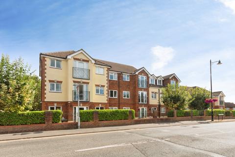 1 bedroom flat for sale, Broadway Road, Lightwater, Surrey, GU18